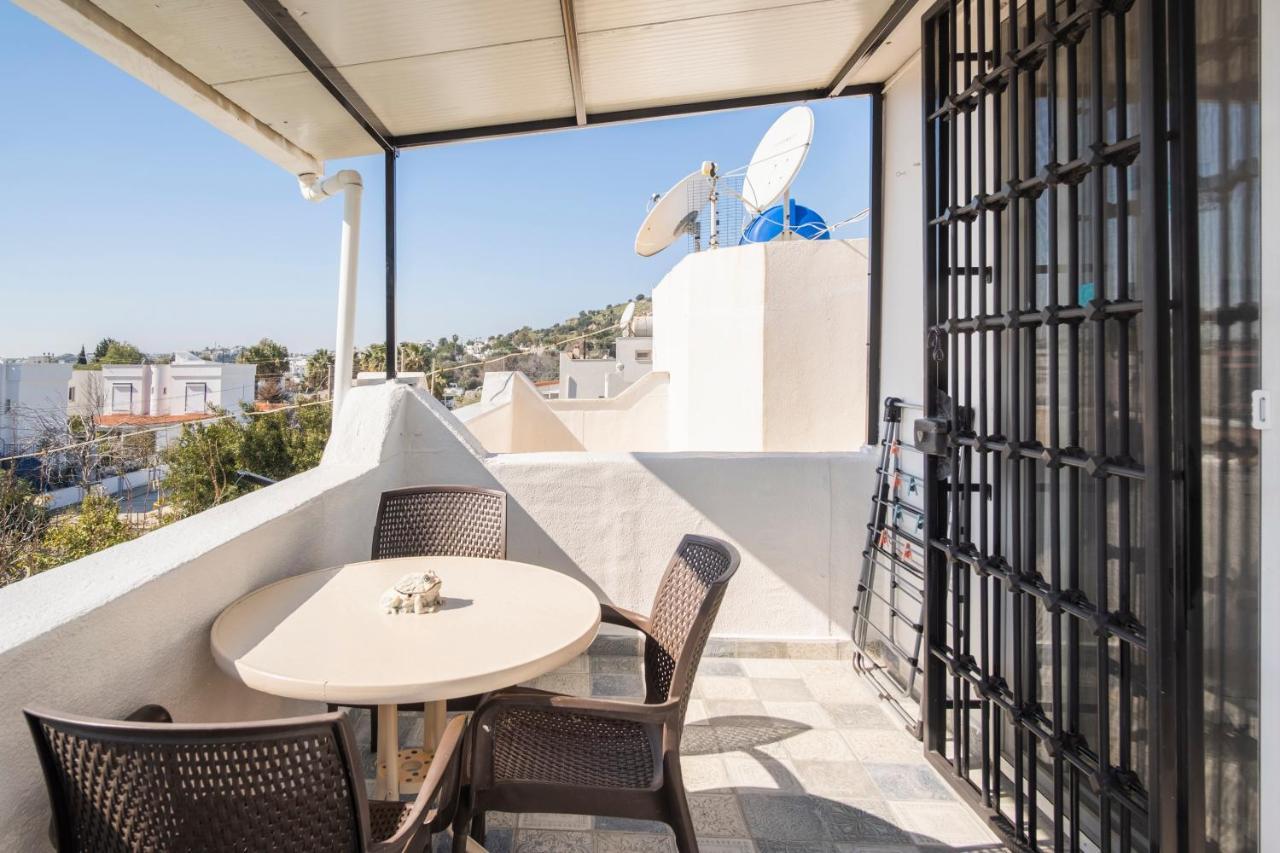 Central, Cozy, 15 Min Walk To The Beach, Fast Wi-Fi, Free Parking, 4Ppl Bodrum Exterior foto